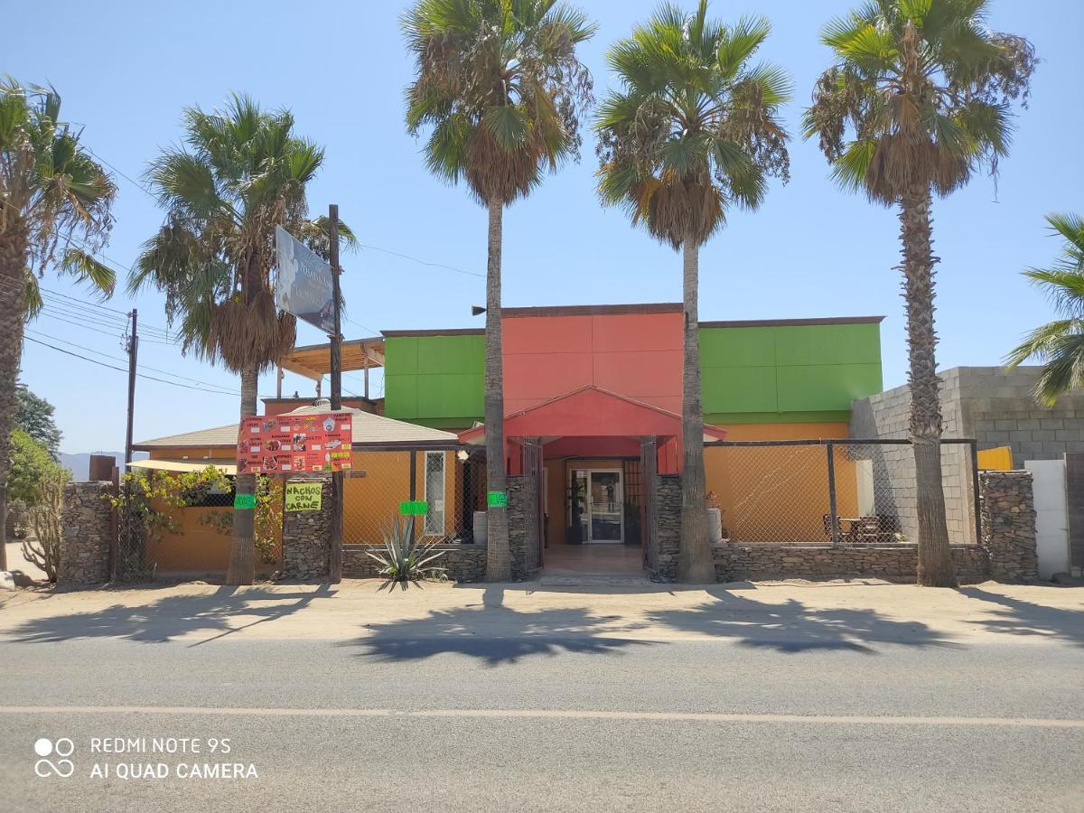 La Vid Posada Inn Valle de Guadalupe Exterior foto
